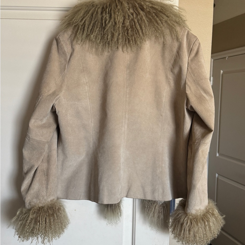 Mongolian fur jacket - Picture 2 of 8